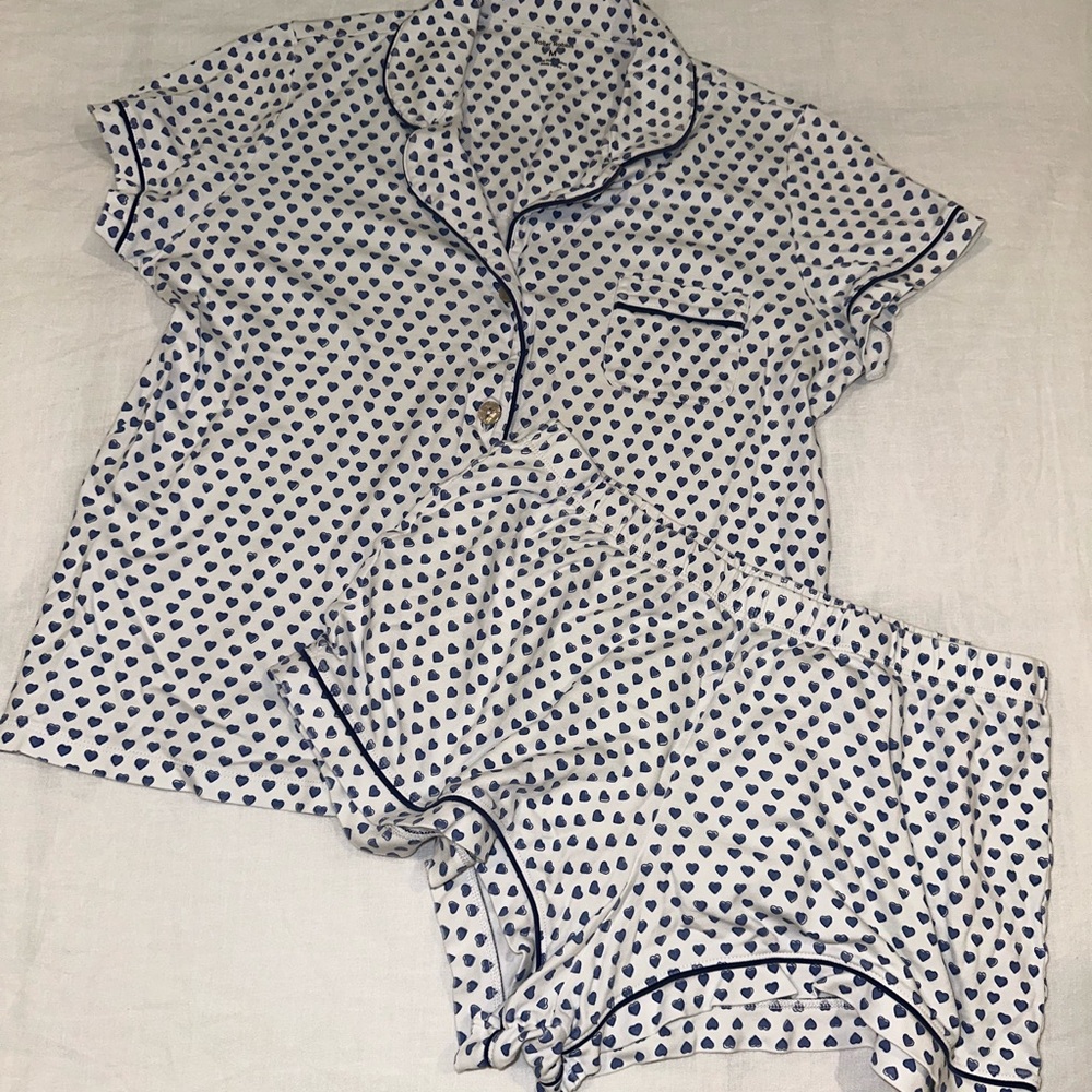 Roller Rabbit Blue Heart PJ’s - Picture 3 of 4